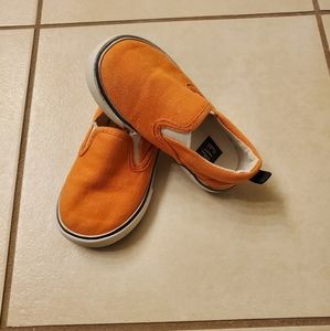 Gaps Slip Ons